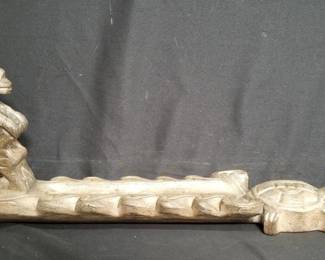 Lot # : 241 - Carved wood incense burner