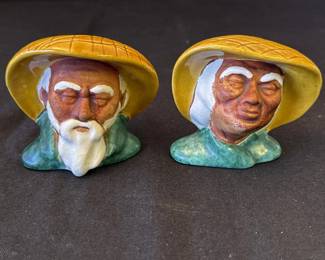 Lot # : 317z - Pair of VTG Asian hand painted ceramic figurines