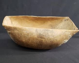 Lot # : 101 - Antique primitive bowl