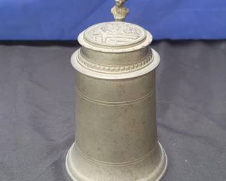 Lot # : 356 - Vintage pewter beer stein