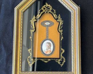 Lot # : 281z - Vintage framed brooch