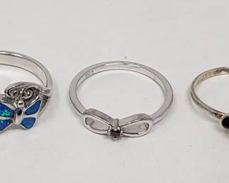 Lot # : 91 - 3 sterling silver rings