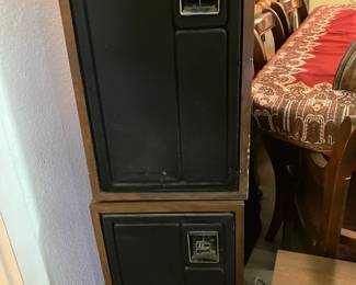 1970s Allegro 3000 speaker set