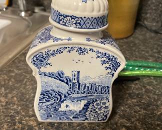 ENGLAND SADLER SIGNED TEA CADDY 