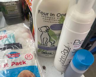 pet supplies 