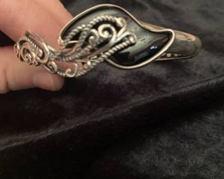 larger size solid sterling / onyx hinged bracelet  carolyn pollack  