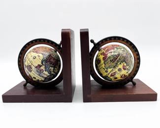 171 VintageStyleOldWorldGlobeBookendsWoodenBaseAntiqueDesign