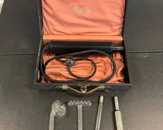 180 AntiqueRadioluxHighFrequencyVioletRayMachine