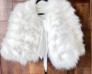 4 SaksFifthAvenueWhiteFauxFurCapeletFluffyTexturewSatinTie