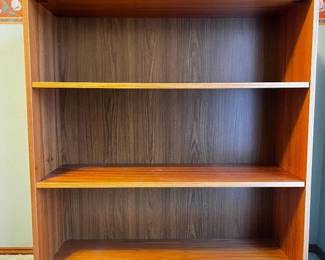 26 WoodenBookshelfThreeTierStoragewWarmWoodgrainFinish