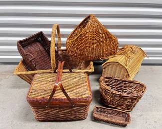 68 LargeLotAssortedWovenBasketsVarietyofStylesPurposes