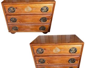16 PairofVintageHenredonAsianInspiredPine3DrawerNightChests