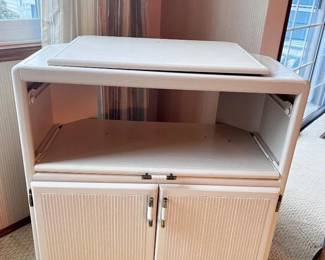 38 WhiteLaminateTVStandStorageCabinetPullOutShelf