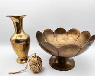 165 IndianBrassVaseLotusBowlFabergStyleEggOrnament