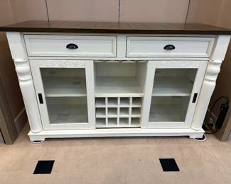 Buffet matching dining table/chairs