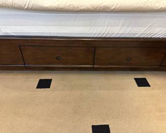 Storage under bed - 4 drawers