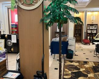 Need a lighted coconut tree?