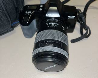 Minolta camera With case and flash
