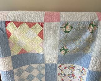 Vintage Twin size hand quilted quilt
