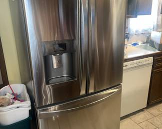 Nice, clean Kenmore elite stainless refrigerator