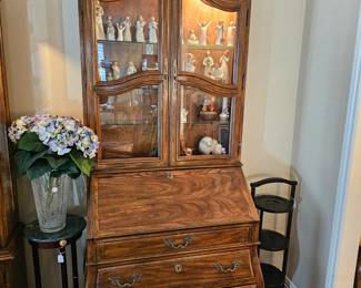 Drexel Dining table with 8-chairs, Drexel Buffet Server cabinet, Drexel lighted China Cabinet, antique sideboard cabinet, Drexel Secretary Hutch cabinet.