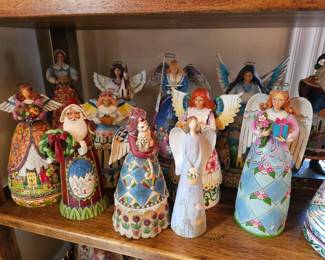 Lladro, Hummel-Goebel, Willow Tree, Beatrix Potter, Fitz and Floyd, David Winter, Jim Shore, Department 56 collectibles