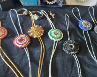 Womens Bolos And Jewelry 