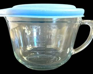 Anchor Hocking Measuring Cup with Lid
