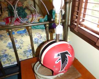 VINTAGE ATLANTA FALCONS HELMET LAMP