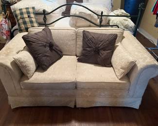 Love seat