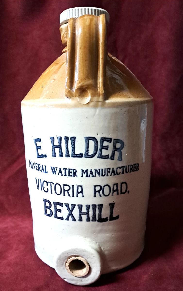VERY RARE E. HILDER MINERAL WATER SALT GLAZED POTTERY JUG VICTORIA ROAD BEXHILL WATER BOTTLE