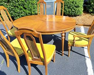 MID CENTURY TABLE & CHAIRS