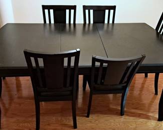 TABLE & CHAIRS