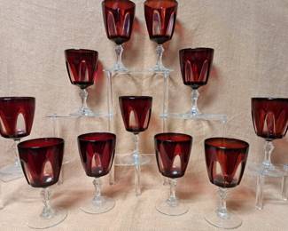 RED TO CLEAR WINE GLASSES