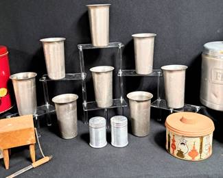 ALUMINUM CUPS CANISTER LOT