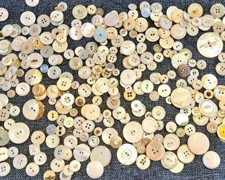 SHELL BUTTON LOT & OTHERS