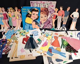 PAPER DOLLS LOT