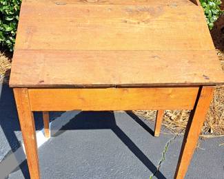 ANTIQUE DESK