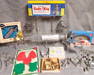 COOKIE CUTTER LOT