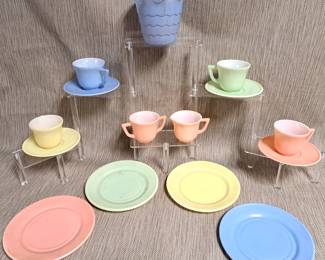 PASTEL CHILDS TEASET PLATES CUPS GLASS