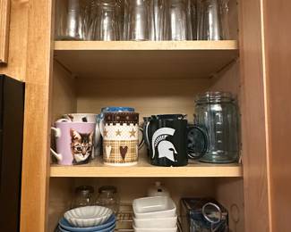 Glasses and mugs! Additional wine and martini glasses not pictured.