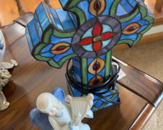 Stained Glass Cross Lamp