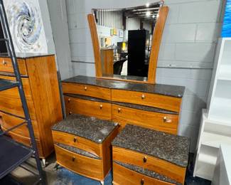 Dresser and Nightstands Orlando