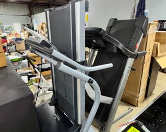 Treadmills Orlando Estate Auction