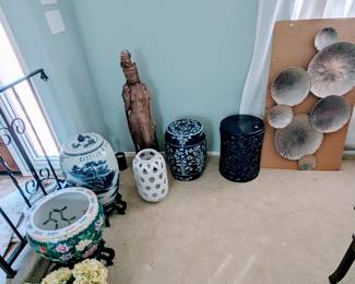 Premium quality ceramics and wall art.