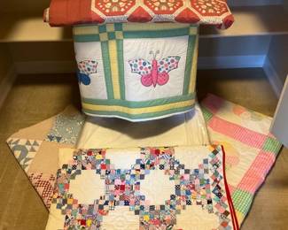 Quilt Rack And Quilts Blankets