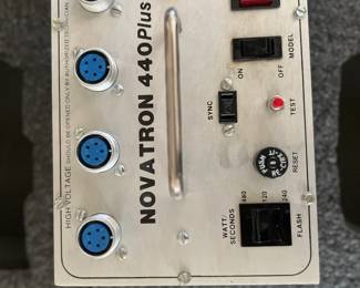 Novatron 440 Plus 3-Light Studio Photography Light/Flash Head 