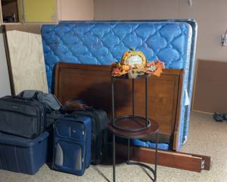 Luggage - Suitcases