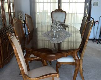 Dining Room Set & Hutch