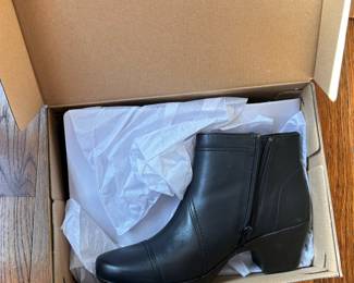 New in Box Shoe Boots